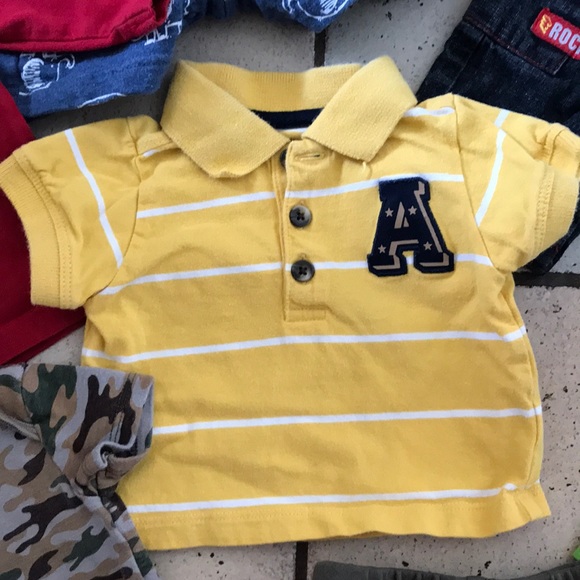 Large bundle of baby boys clothes - Picture 4 of 7